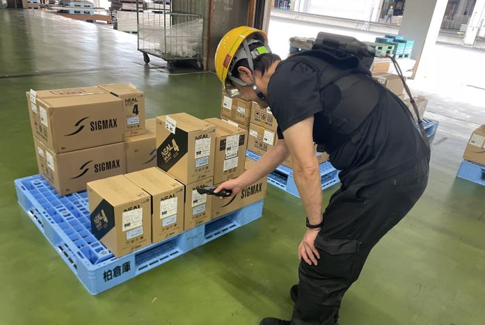 SBS東芝ロジスティクス】ペルチェ式冷水循環服「メディエイド